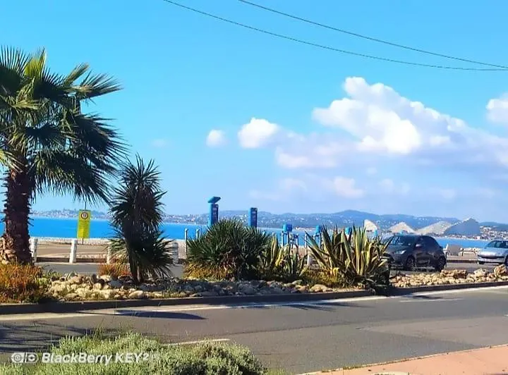 Studio De 14M2 Dans Une Maison Cagnes-sur-Mer