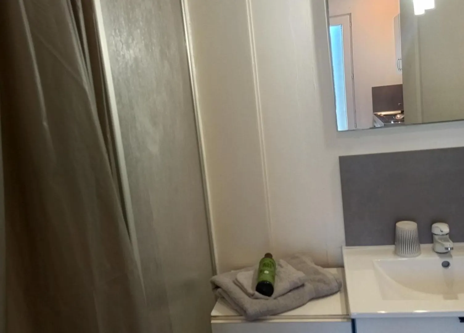 Studio De 14M2 Dans Une Maison Cagnes-sur-Mer