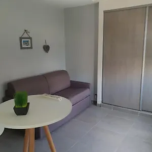  Appartement Charmant Studio Proche Bord De Mer